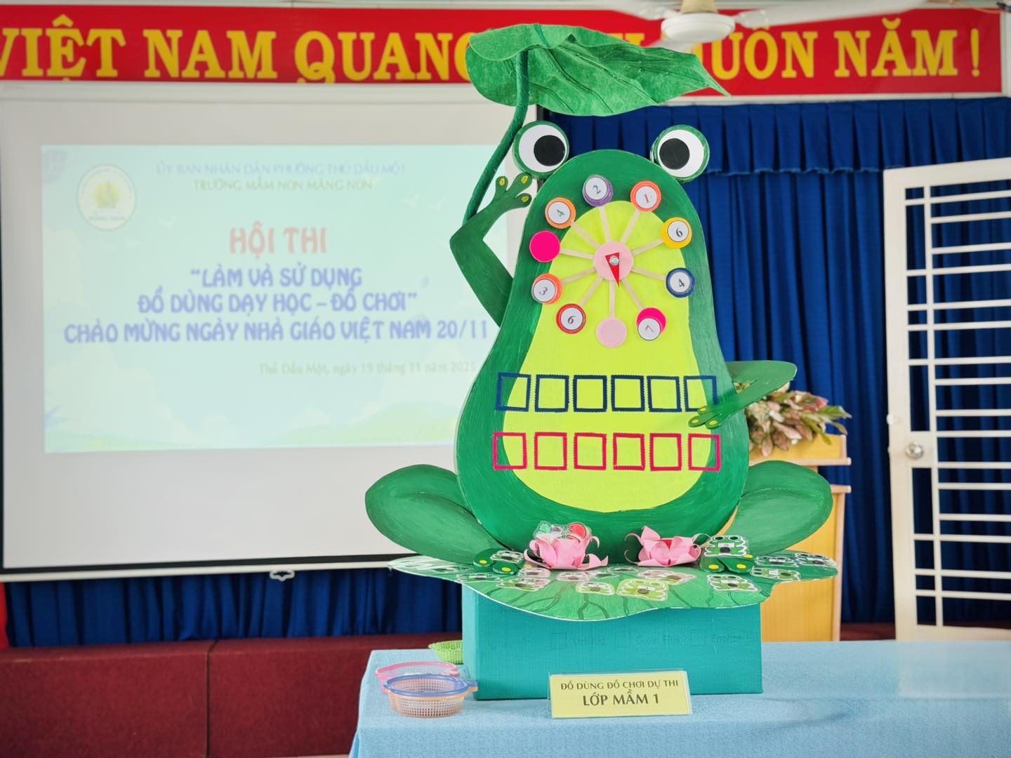 HỘI THI LÀM ĐỒ DÙNG – ĐỒ CHƠI CHÀO MỪNG NGÀY NHÀ GIÁO VIỆT NAM 20/11