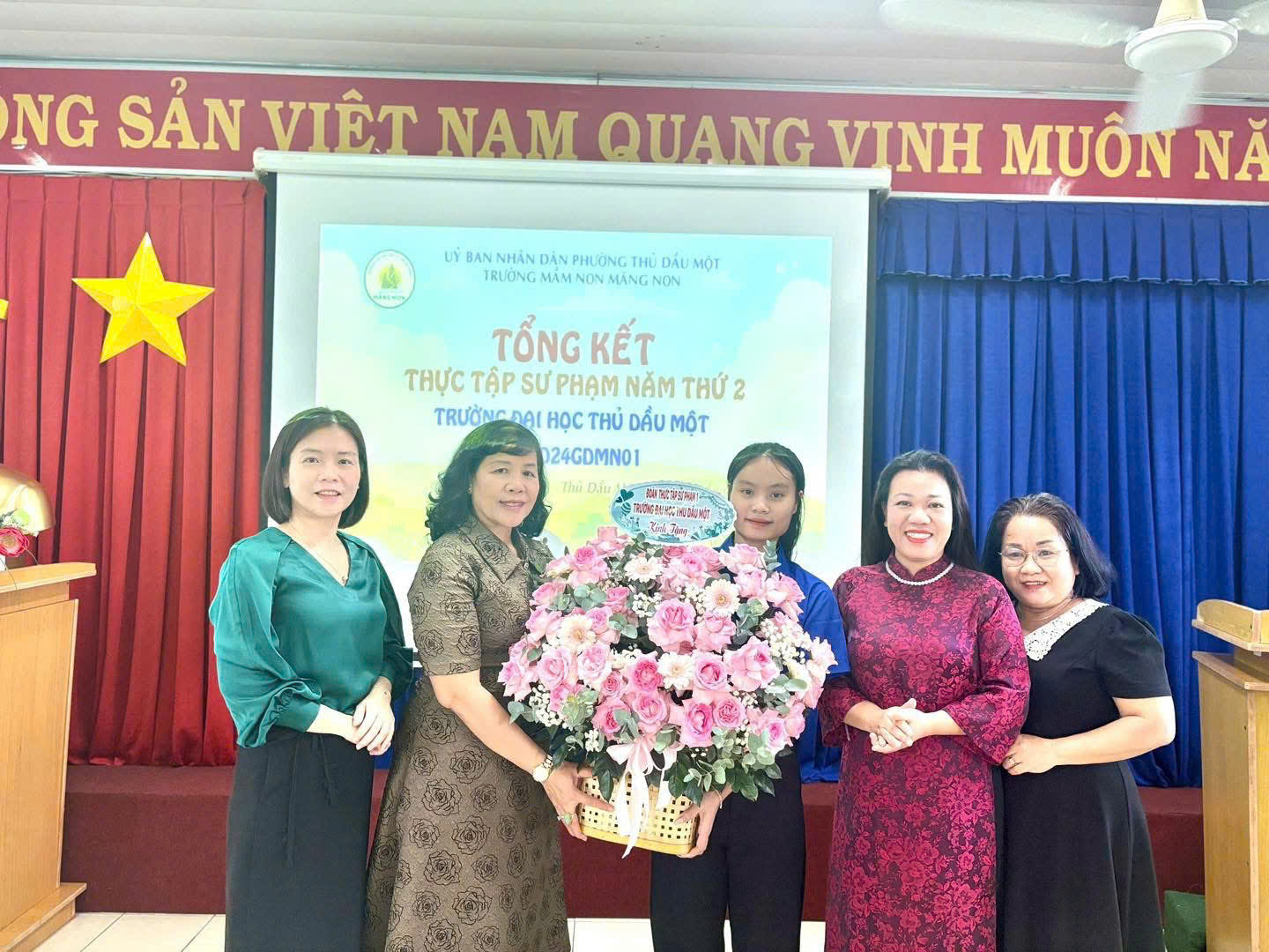 TRƯỜNG MẦM NON MĂNG NON TỔ CHỨC LỄ TỔNG KẾT ĐỢT THỰC TẬP SƯ PHẠM NĂM 2 CỦA SINH VIÊN TRƯỜNG ĐẠI HỌC THỦ DẦU MỘT Năm học 2025 – 2026