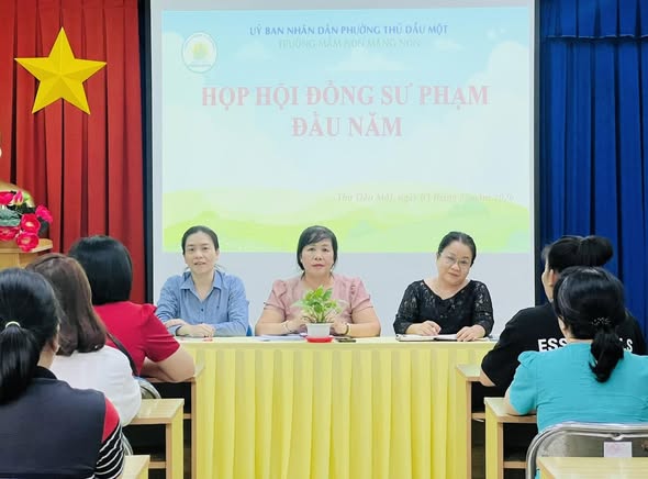 TRƯỜNG MẦM NON MĂNG NON TỔ CHỨC HỌP HỘI ĐỒNG SƯ PHẠM ĐẦU NĂM HỌC 2026–2027